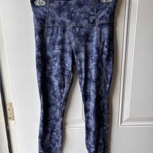 Athleta Cloudy Blue Capri Leggings